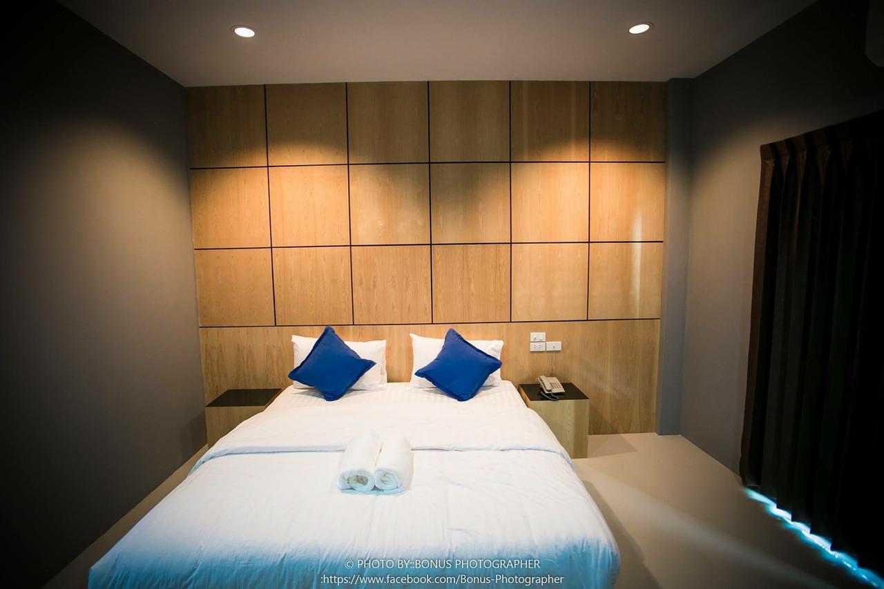 Hobby Hotel Uttaradit Exterior foto